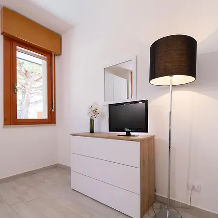 Appartamento 6 Posti Letto A Lignano Moderno Apartamento